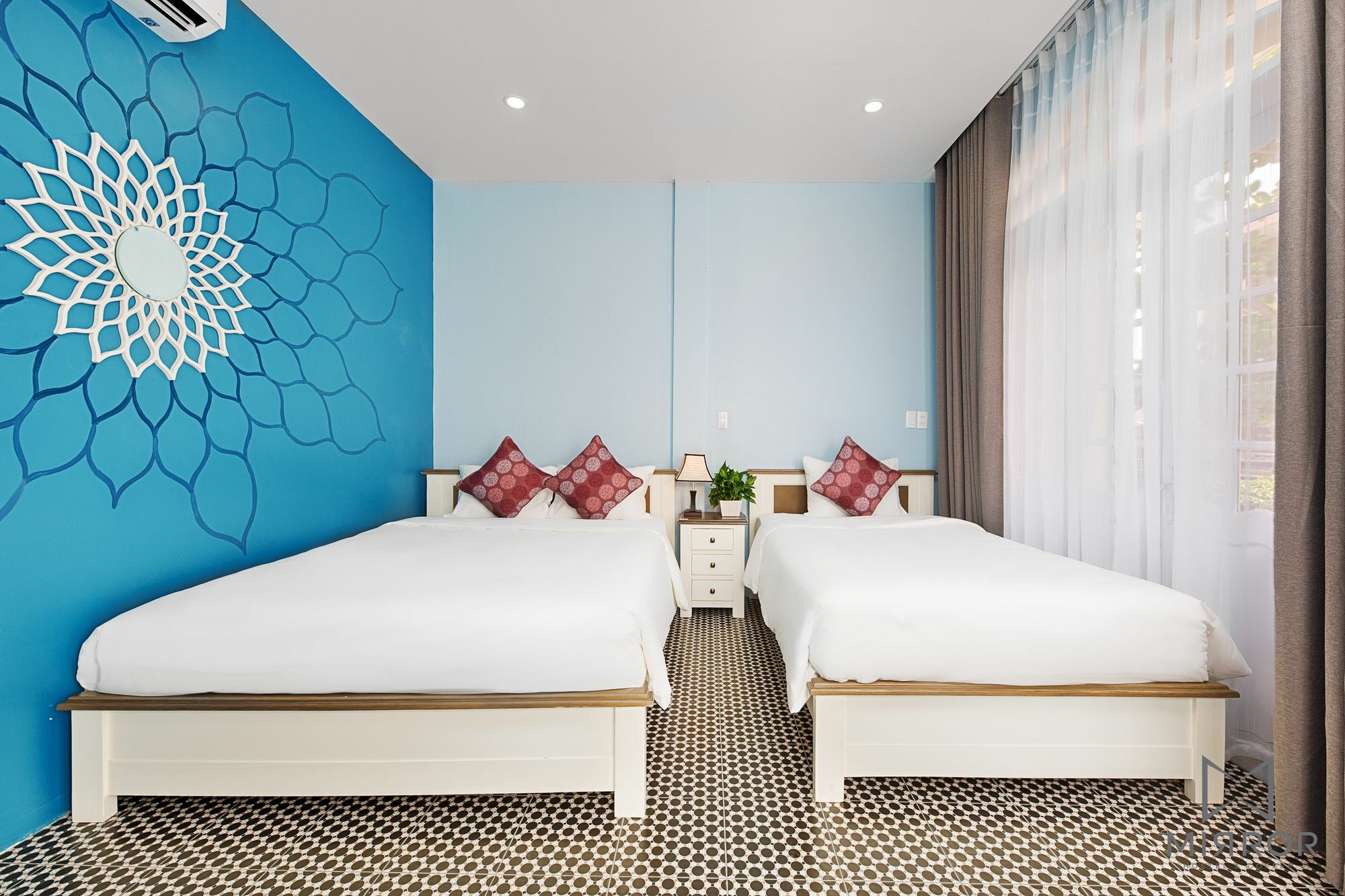 The Mirror Danang Hostel - Brand New Esterno foto